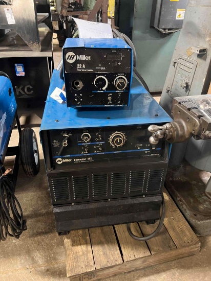 (19078)- Miller 22A Wire Feed Welder, 3 phase