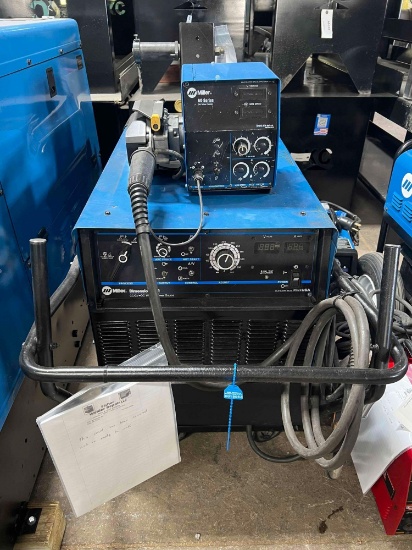 (19082)- Miller Dimension model 452 3 phase electric welder