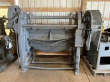 (19007)- Metal Press, Good condition, model #748