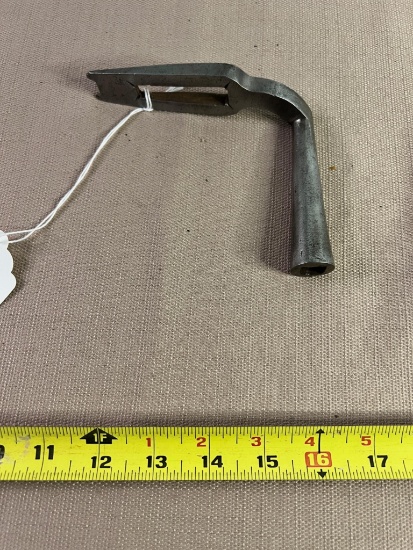 FIREMAN'S ROPE BED WRENCH