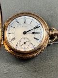 Montgomery Ward 7 Jewel Pocket watch, size 12, runs, swiss made, nice gold hunter case, SN 555452