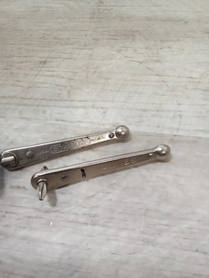 2 Miniature Stanley yankee ratcheting screw driver