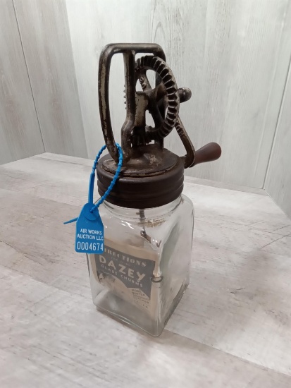 Org. Daisy 1Qt Butter Churn this is the rare one