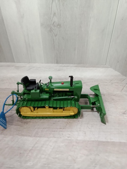 Model John Deere 2010 Crawler Dozer steel tracks
