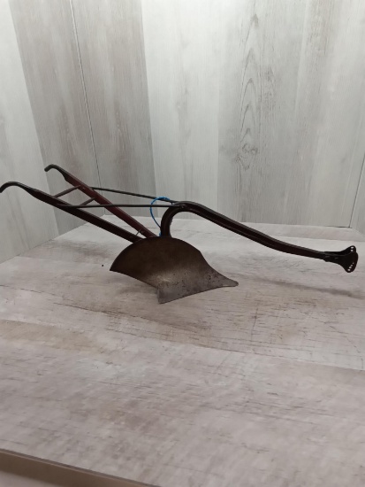 Salesman sample walking plow great early piece