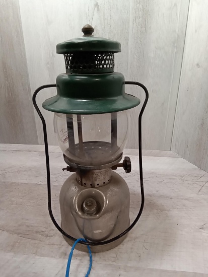 Coleman 242C Pyrex globe