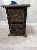 Saleman sample Superior Gas Range good detail cast iron piece