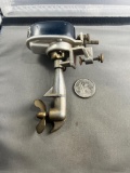 MINIATURE SAMPLE SIZE K & O MOTOR BOAT MOTOR