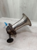 Model J long hair Huka horn hand push works