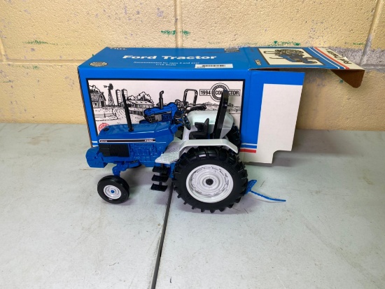 ERTL 5640 FORD TRACTOR DIE-CAST 1/16 SCALE