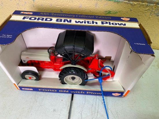 ERTL 8N FORD TRACTOR W/PLOW 50TH ANNIVERSARY COLLECTOR EDITION DIE-CAST 1/16 SCALE