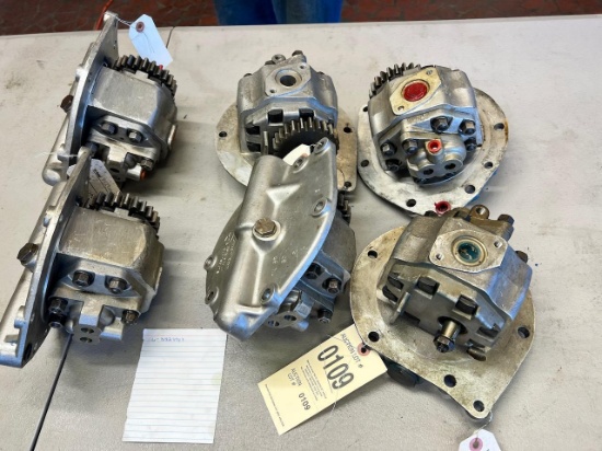 Lot of 6 hydraulic pumps, sells times the money