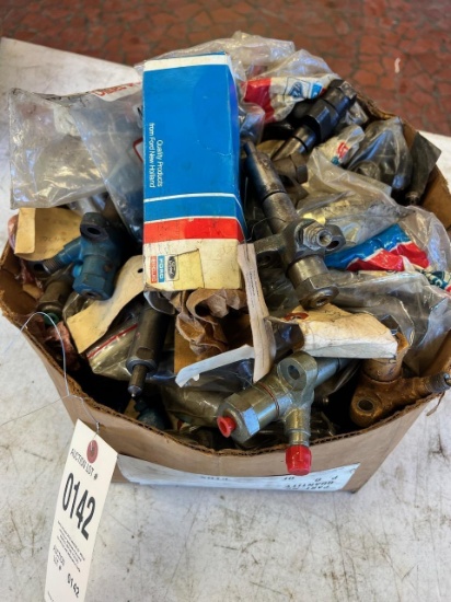 Lot of Asst. Ford/ New Holland parts, see pics for parts numbers