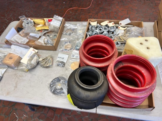 Lot of Asst. Ford/ New Holland parts, see pics for parts numbers