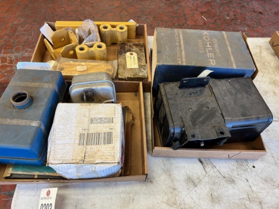 Lot of Asst. Ford/ New Holland parts, see pics for parts numbers
