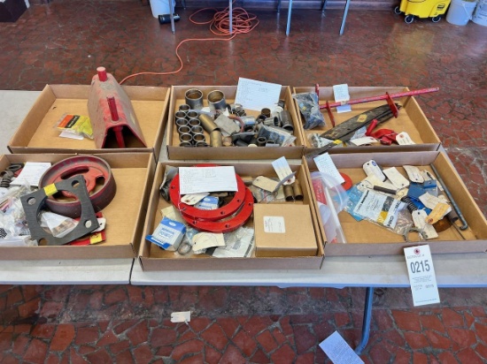 Lot of Asst. Ford/ New Holland parts, see pics for parts numbers