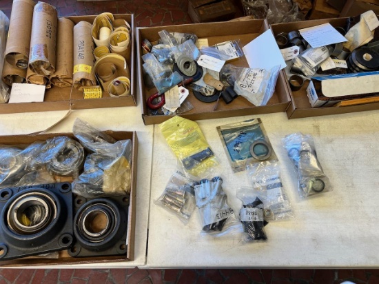 Lot of Asst. Ford/ New Holland parts, see pics for parts numbers