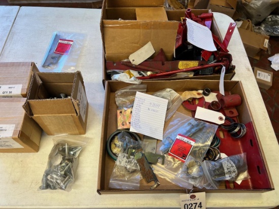 Lot of Asst. Ford/ New Holland parts, see pics for parts numbers