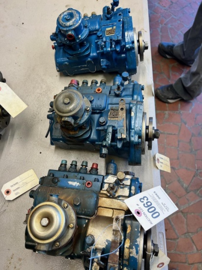 Lot of 3 hydraulic injector pumps, sells times the money