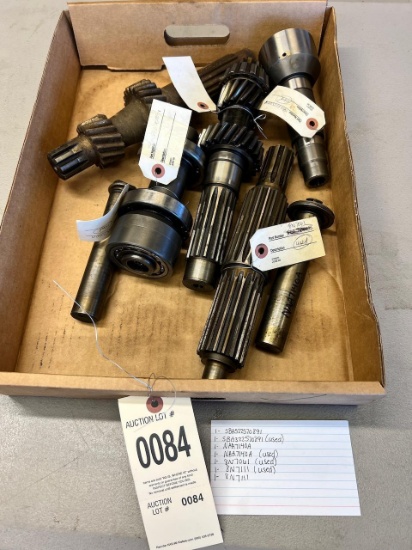 Lot of Asst. Ford/ New Holland parts, see pics for parts numbers