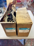 Lot of 2 hydraulic injector pumps, sells times the money