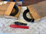 Lot of Asst. Ford/ New Holland parts, see pics for parts numbers