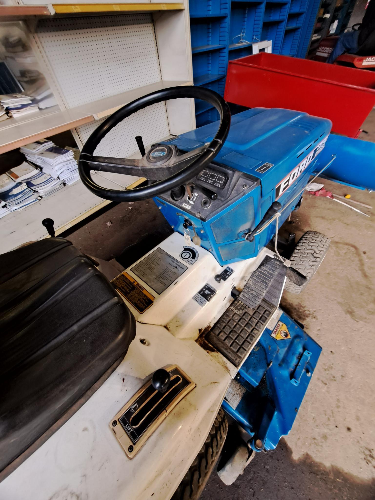 Ford lgt 140 diesel hotsell