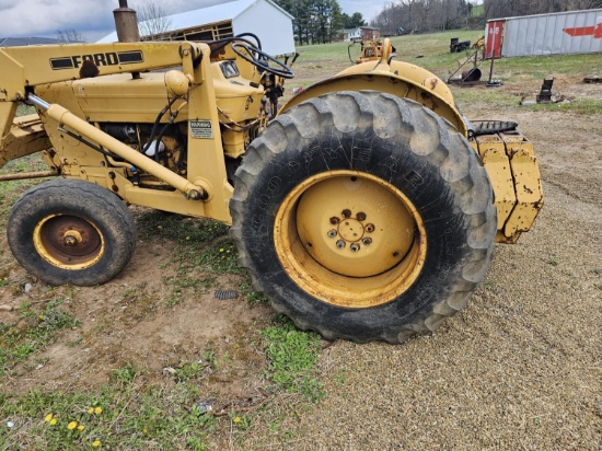 Serial # C333979 Ford Tractor 2374 hr meter shows probably more