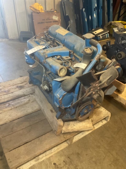 Part No. 256 Rebuilt Engine, low hrs, very good condition, SN C7NN6015-AJ