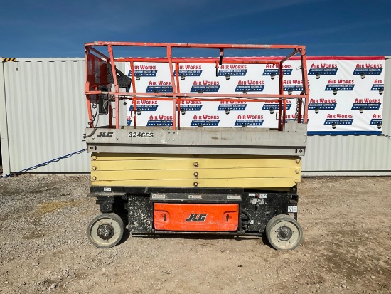 (INV50103) JLG Model 3246 Electric Scissor Lift 32' Lift Height