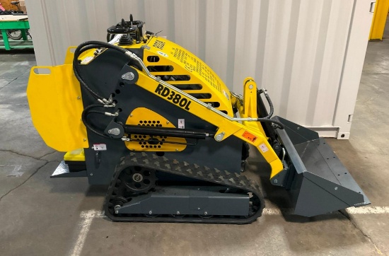 (INV50023) New Unused Roda Model RD380L Track Mini Skid loader. 40" Bucket