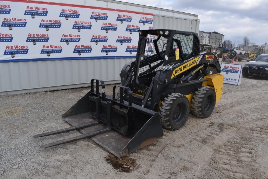 (922) 2018 New Holland L218 Skidsteer, Bucket & forks