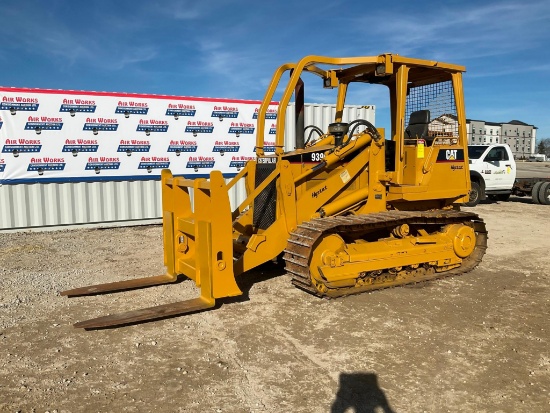 (INV609) CAT 939C Hystat Trac Loader Working Condition 3,990 Hrs, with NEW Forks