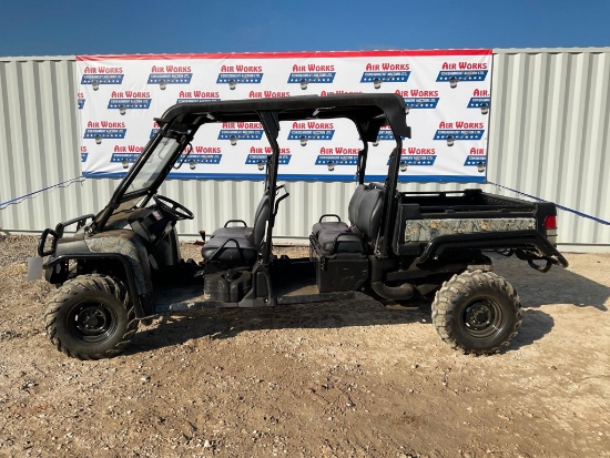 (INV50054) John Deere Model 825 - 4 Passenger with Dump Bed
