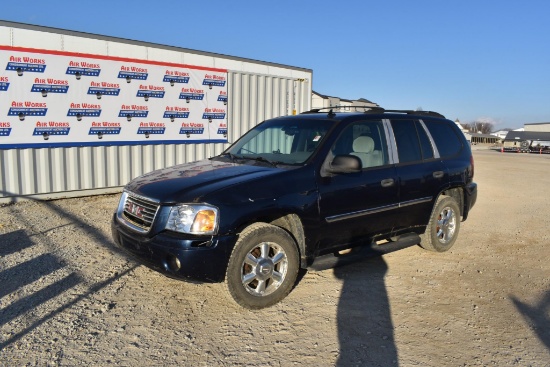 (INV775) 2007 GMC Envoy 236,676 miles, **WEAK BRAKES, NEEDS ALTERNATOR**