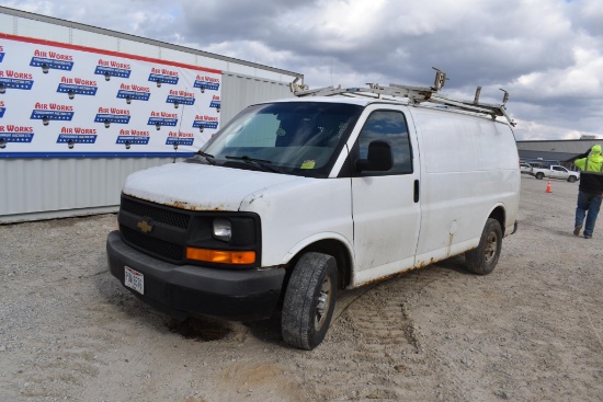 (INV921) Chevrolet Express 198,329 cargo van,