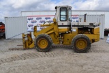 (INV891) International 515 wheel loader with forks 3782HRS. runs and operates