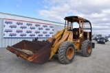 (INV986) 544C Wheel Loader 5587 hrs runs operates has some hydraulic leaks