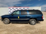 (INV717) 2002 Chevrolet Suburban Multipurpose Vehicle (MPV),298,508