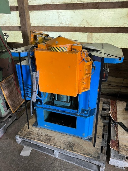 Amada Model MTLNTCH001 Metal Notcher