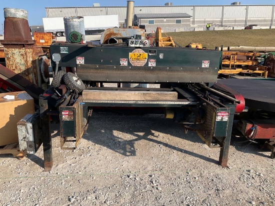 Trim Saw, Morgan, 3 Phase 10 HP Morgan Trim Saw