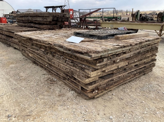 7-8' X 14' 3-Ply Wooden Mats