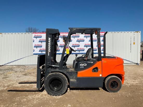 (INV568) Doosan 2014 DS40 Lift 6189 Hours Good Condition