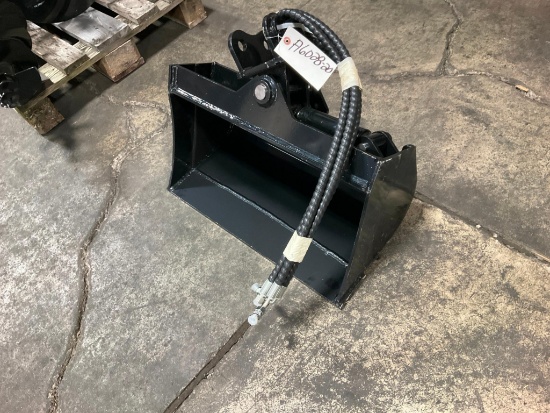 (INV70014) New Unused Lanity 24" Tilting Bucket Excavator Attachment