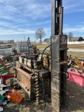 Hydraulic post pounder
