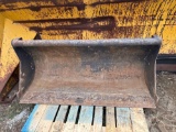 5' skid steer bucket