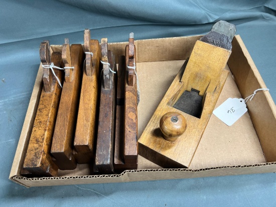 5 MOLDING PLANES, 1 SMOOTH PLANE