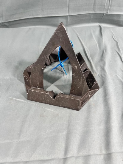 3- Sided Sad Iron Holder