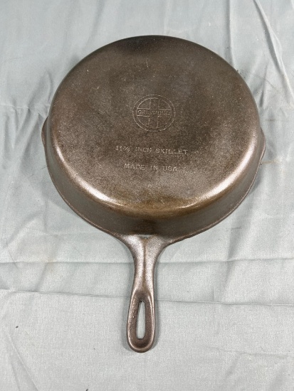 Griswold No. 10 Cast Iron Skillet, Small Block