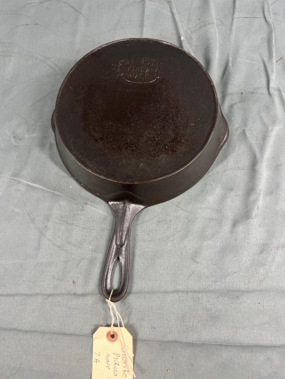 Favorite Piquaware no. 7 Cast Iron Skillet w/ heat ring
